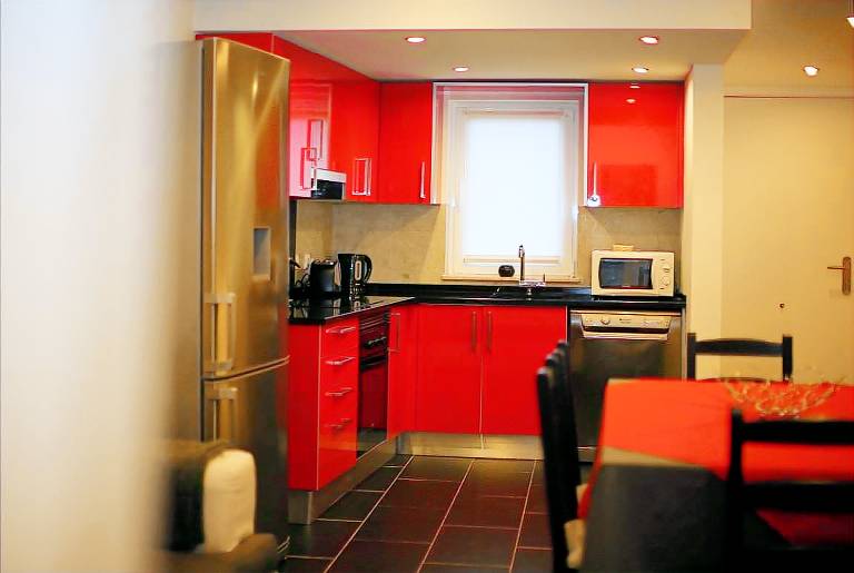 Fully equipped charming rental apartment with garden, barbecue & patio | Beach nearby | Dogs allowed — photo 5