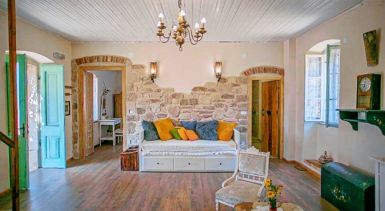 Spacious villa with pool | Pet-friendly — photo 2