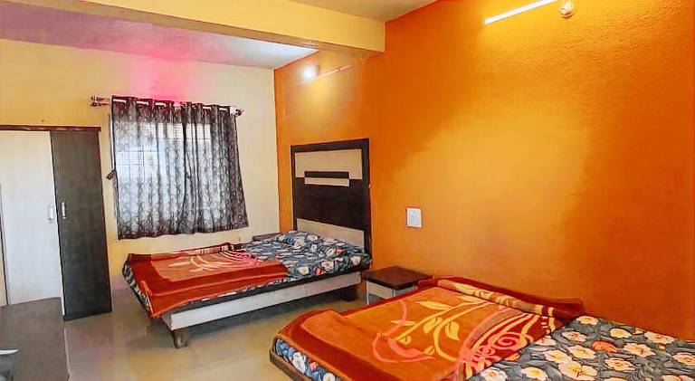 Hotel Sudama Palace - Mahabaleshwar & Free Wifi — photo 3