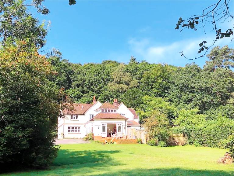 Cottage Shere