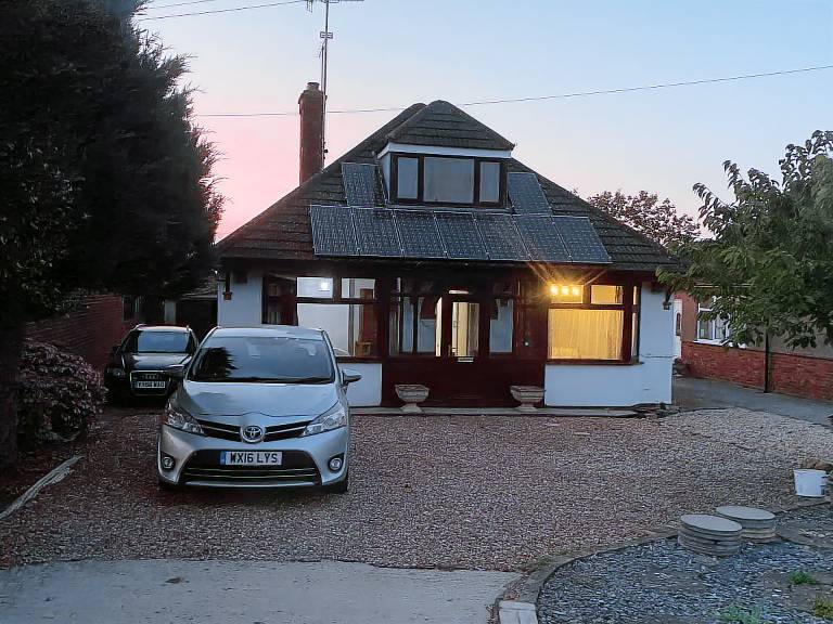 Bungalow in Badsey north of Cotswolds