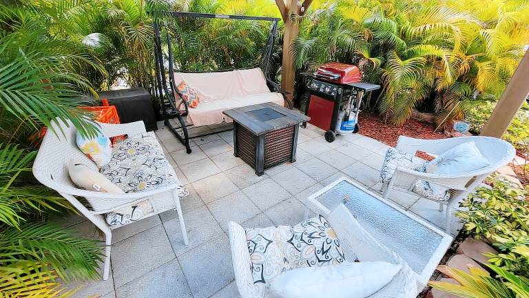 House Saint Pete Beach