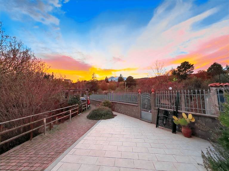 Villa with private pool, barbeque & terrace | Panoramic view — photo 3