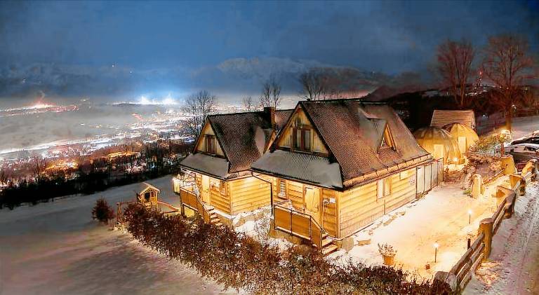 Pleasant chalet with barbeque, hot tub & yard | Pets are welcome in Poronin