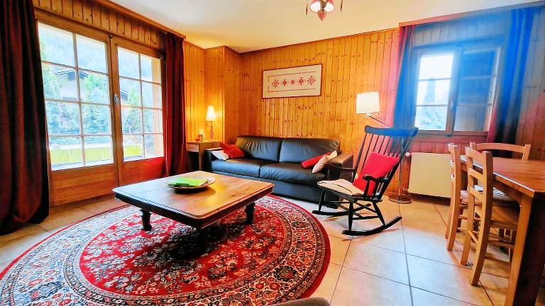 Holiday apartment with terrace & yard in Bagnes