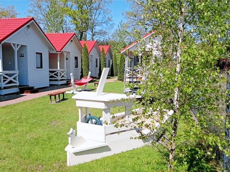 Vacation home with patio & barbeque — photo 4