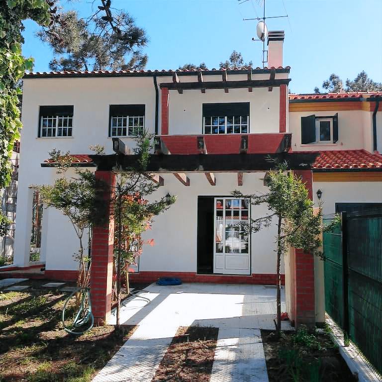 Casa Mira