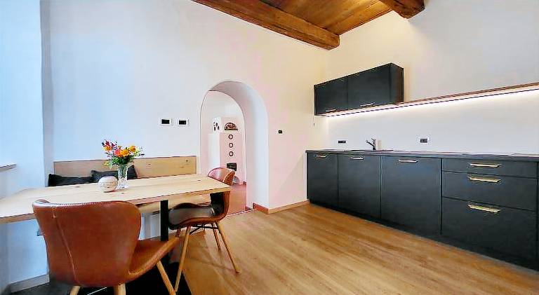 Rental apartment with 2 rooms for 5 persons — photo 3