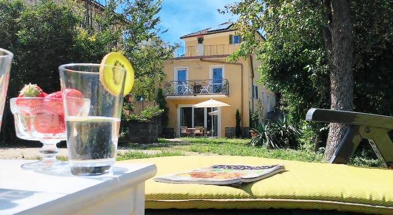 Apartment with garden, private pool & terrace — photo 5