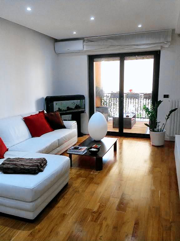 Holiday apartment with patio | City view | Perfect for remote work — photo 3