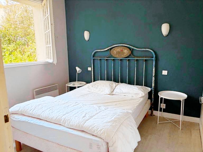 Fully equipped charming house with grill & yard | Pets are welcome — photo 4