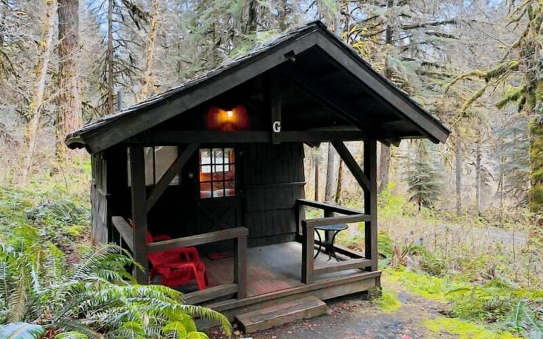 Lodge Silver Falls State Park