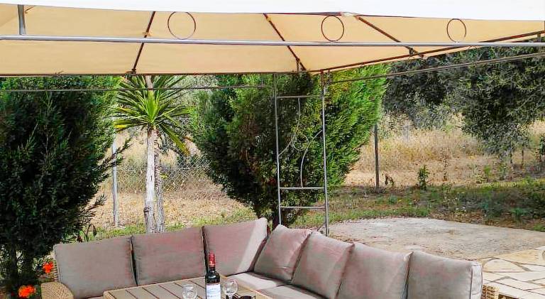 Villa with patio, private pool & garden — photo 5