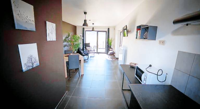 Holiday apartment with hot tub, terrace & yard — photo 4