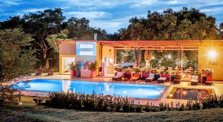 Mangoo Glamping