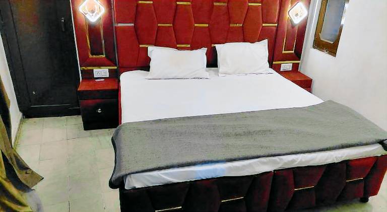 Hotel Guruji residency in Amritsar