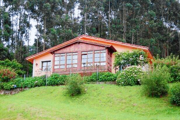 Cottage Llanes