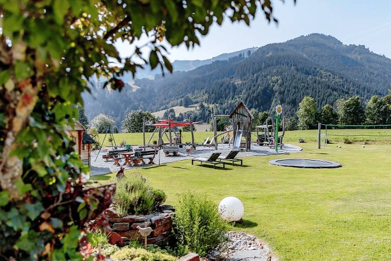 Holiday apartment with grill, yard & sauna | Perfect for remote work — photo 4