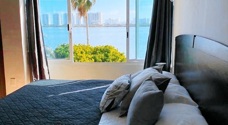 Rental apartment with pool in Cancún