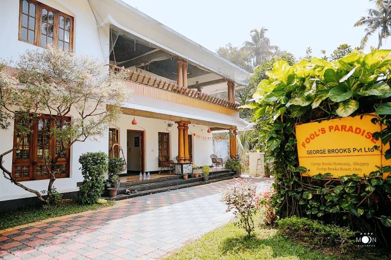 Fool's Paradise in Ambalapuzha