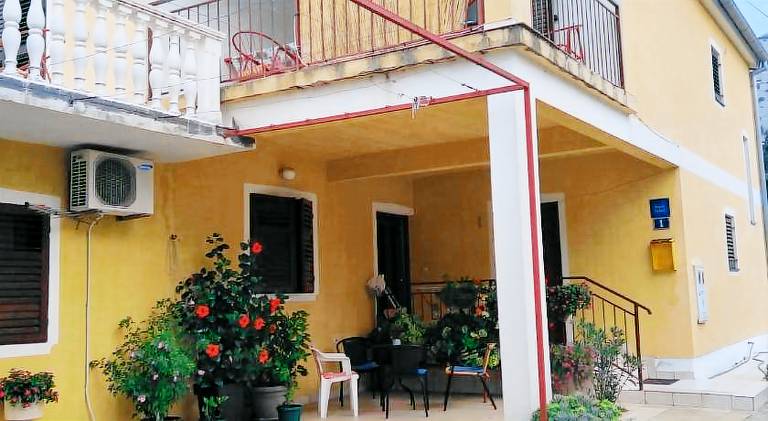 Rental apartment | Dogs allowed in Starigrad