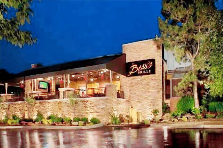 DoubleTree by Hilton Akron Fairlawn
