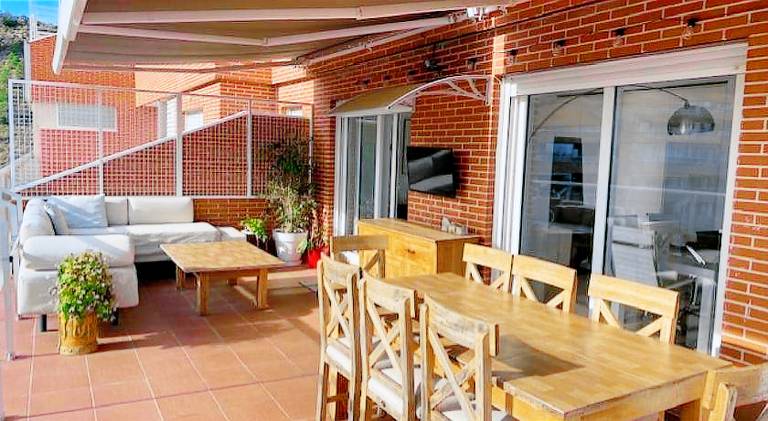 Apartment with yard, pool & patio — photo 5