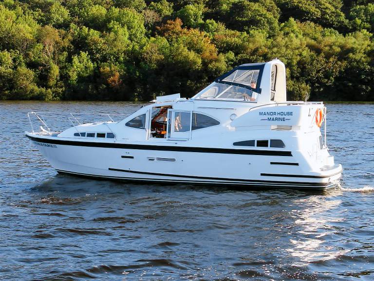 Manor Marine Noble Duke 4 6 Berth