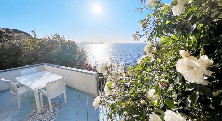 Holiday apartment with 1 room for 3 persons in Ponza