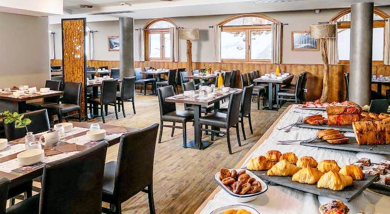 Hotel Ski Lodge - Chambres & Appartements - Village Montana — photo 4