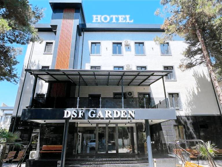 DSF GARDEN HOTEL