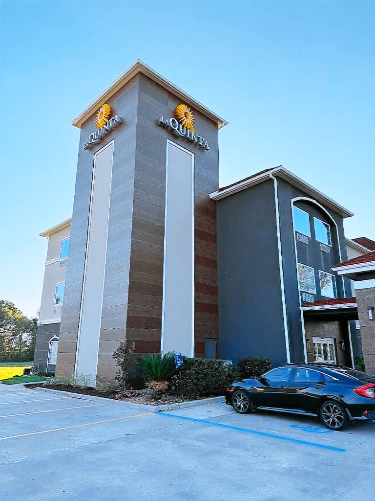 La Quinta Inn & Suites by Wyndham Broussard in Broussard, LA