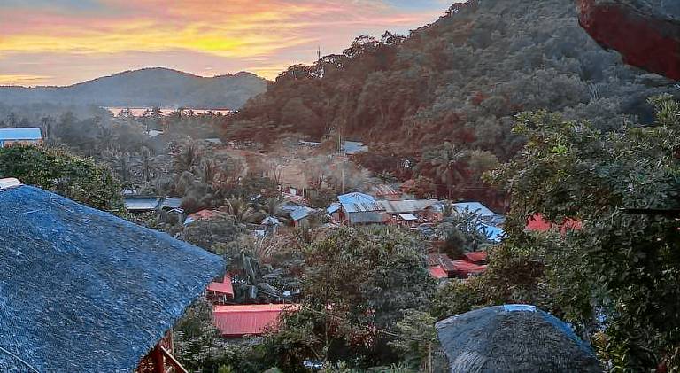 Lodge with barbeque, patio & garden in El Nido
