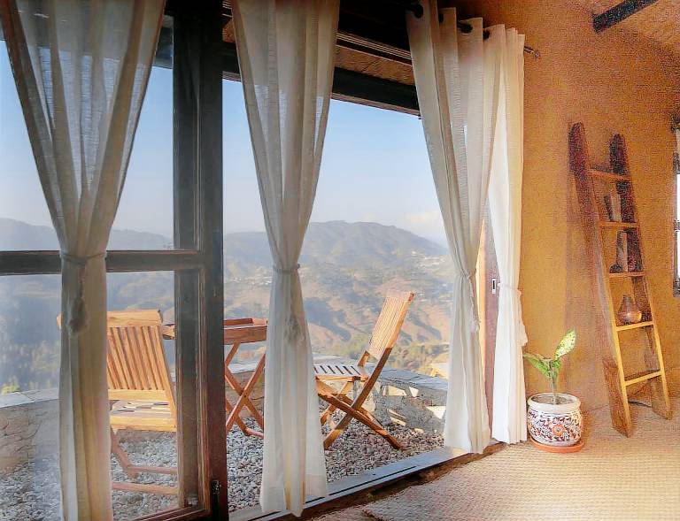 Vacation home with garden & terrace | Pet-friendly in Almora