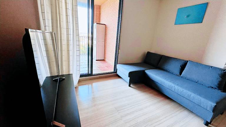 Apartment with yard, terrace & pool | Close to the beach | Pets allowed — photo 5