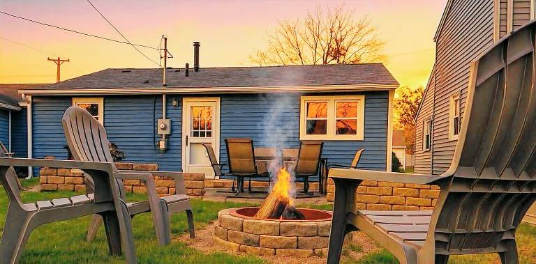 House  Chaska Beach
