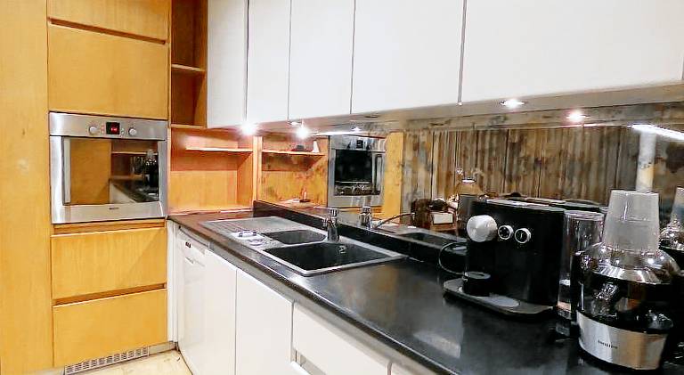 Vacation home with yard | Suitable for remote work | Pets allowed — photo 3