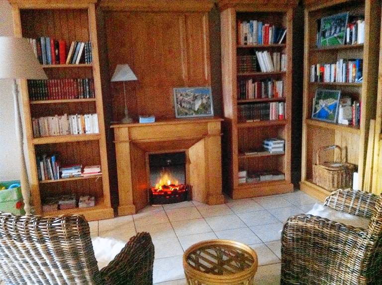 Logis Hotel Louise de Savoie in Blois