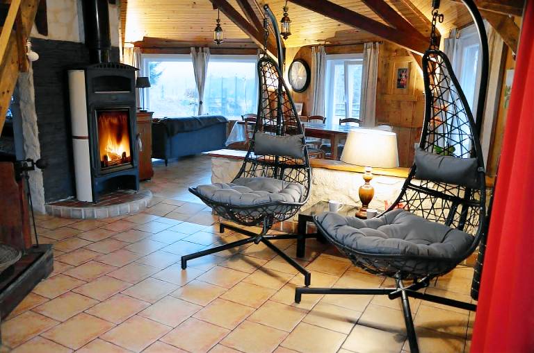 Gite with barbecue, garden & patio — photo 3