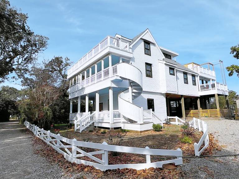 House Ocracoke