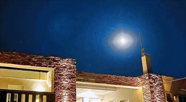 Irini Seaside Luxury Apartments — photo 5