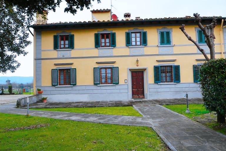 Appartamento Lastra a Signa