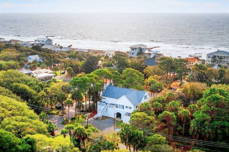 Pet Friendly Rentals on Folly Beach from 110 HomeToGo