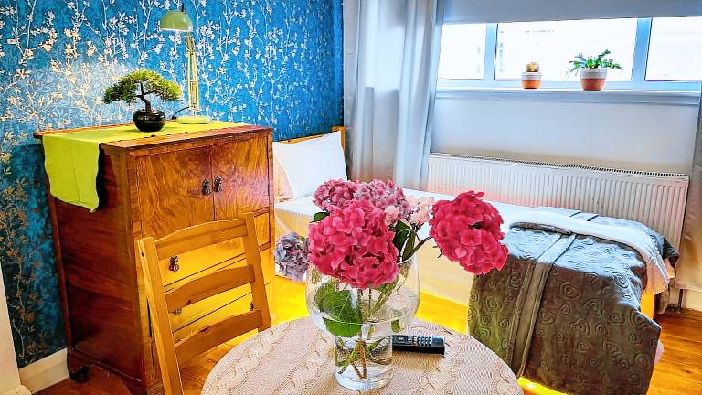 Studio flat  Cricklewood