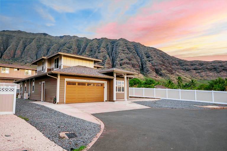Villa Waianae