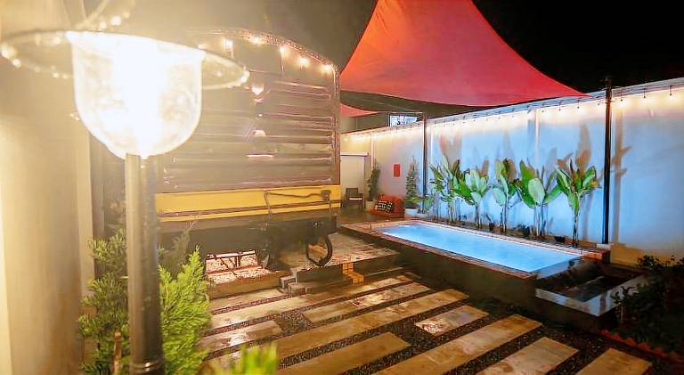 Villa with pool — photo 3