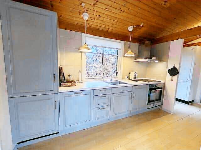 Fully equipped vacation home with patio | Pets are welcome — photo 4