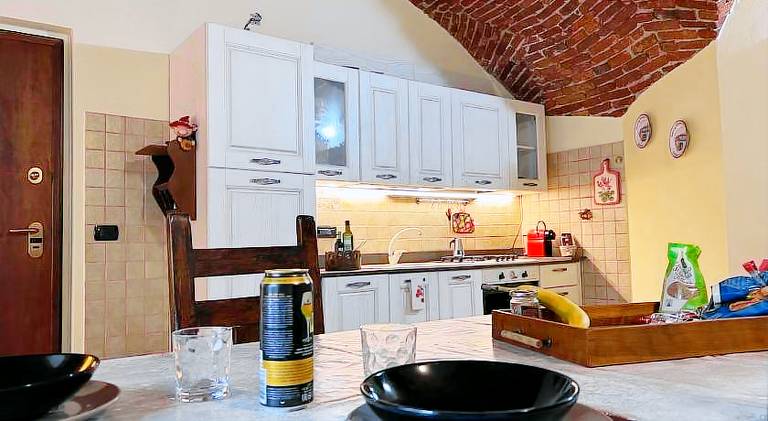 Rental apartment with 2 rooms for 4 persons in Cuneo