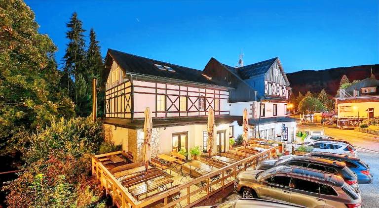 Hotel Lomnice in Spindleruv Mlyn
