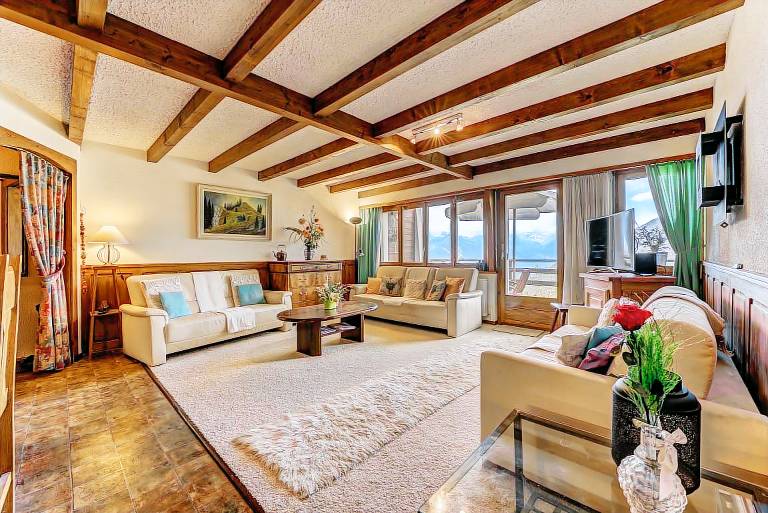 Child-friendly wonderful apartment with yard & barbeque | Next to the ski | Pet-friendly in Martigny